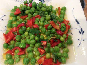 LEMONY SUMMER PEAS WITH MINT