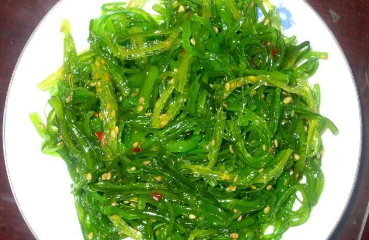 SEAWEED SALAD