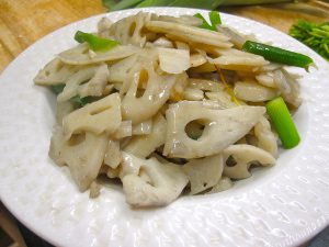 STIR FRY LOTUS ROOT