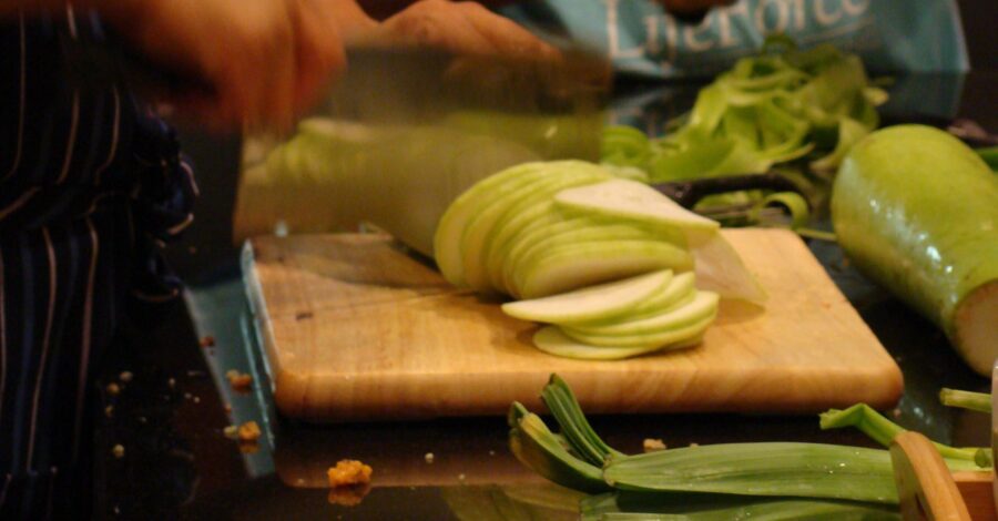 Gain Energy, Lose Weight: Healthy Eating With Chinese Medicine