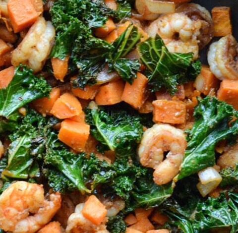 SHRIMP AND KALE SKILLET