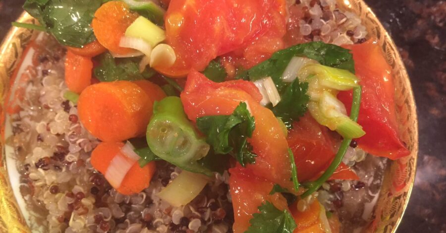 COLORFUL QUINOA BOWL