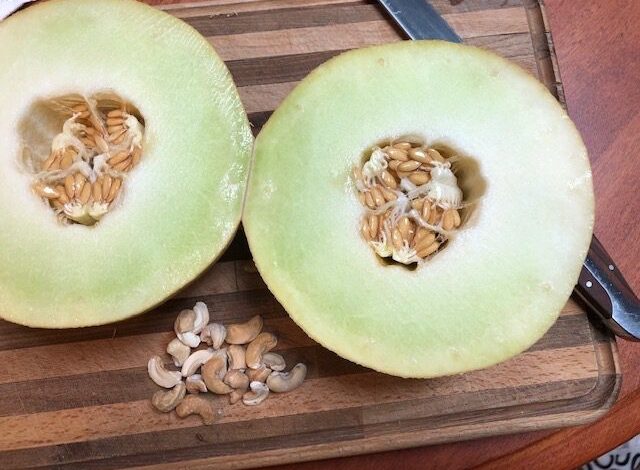 MELON AND CHOICE OF NUTS