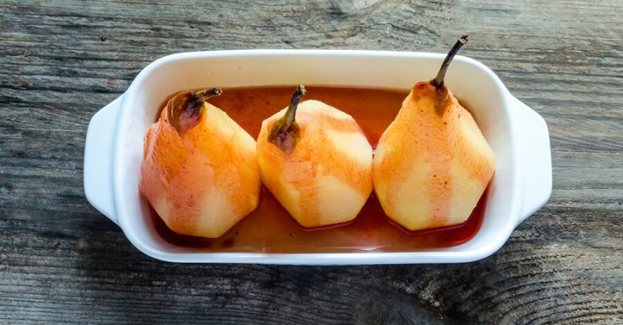 GINGER POACHED PEARS