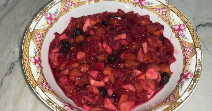 Summer Cooking: Fresh Fruit Compote