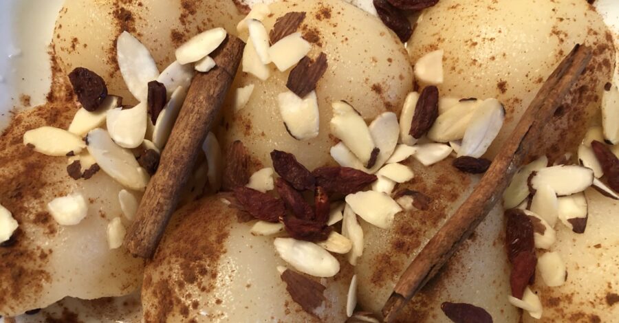 CINNAMON ALMOND PEARS