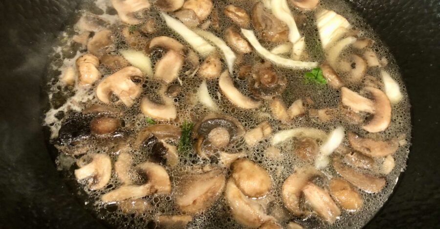 VERSATILE MUSHROOM SOUP