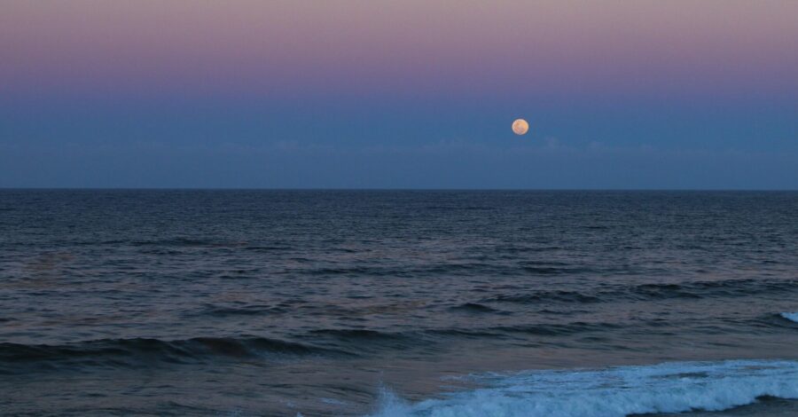 August’s Full Sturgeon Supermoon