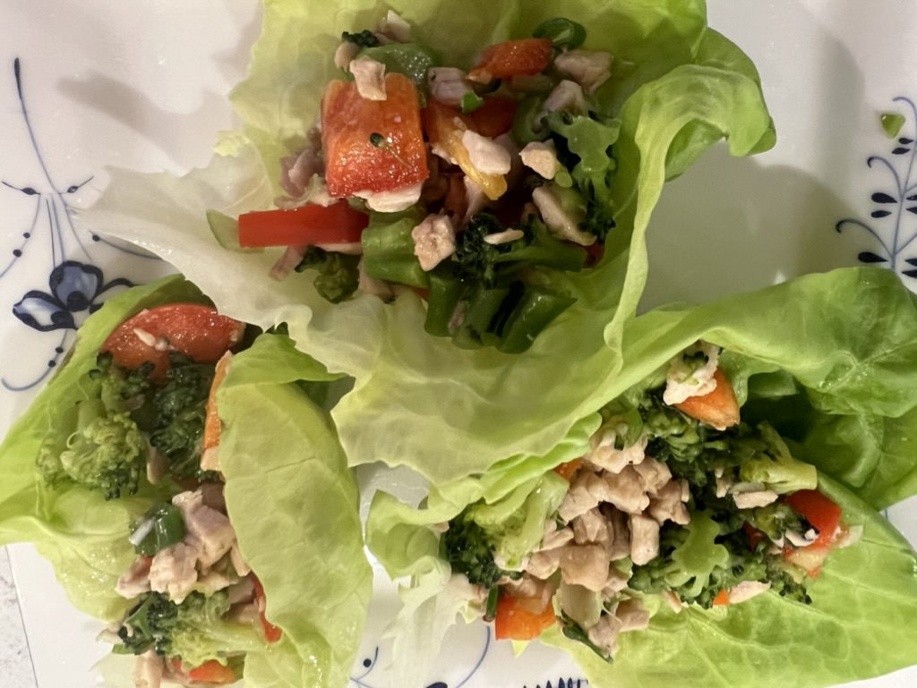 Lettuce cups