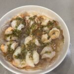 Steamed shrimp with garlic