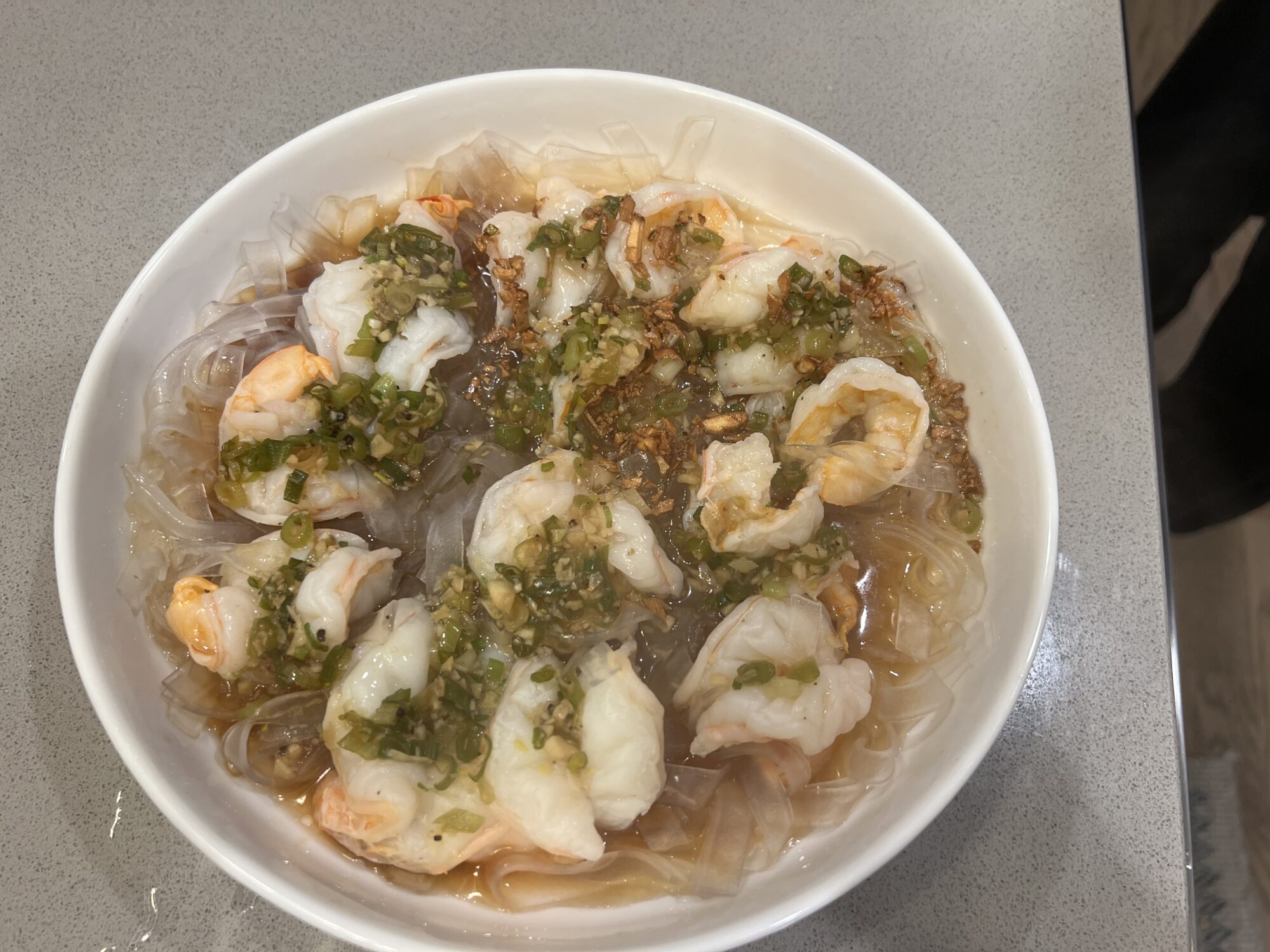 Steamed shrimp with garlic