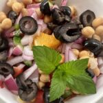 Chick pea with olives and oinions