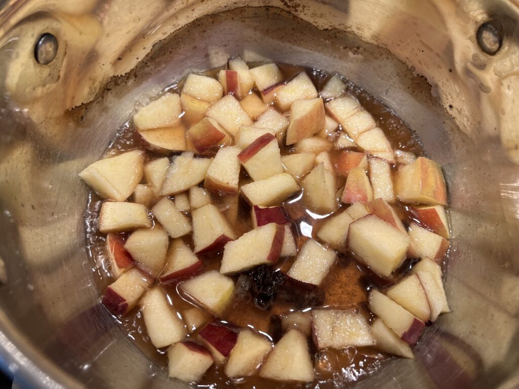 apple topping french toast