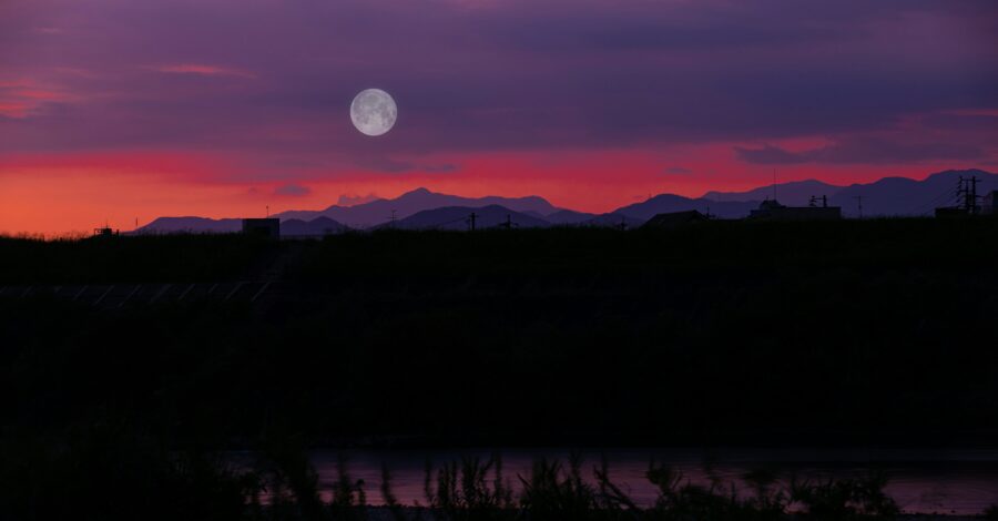 April’s Full Pink Moon