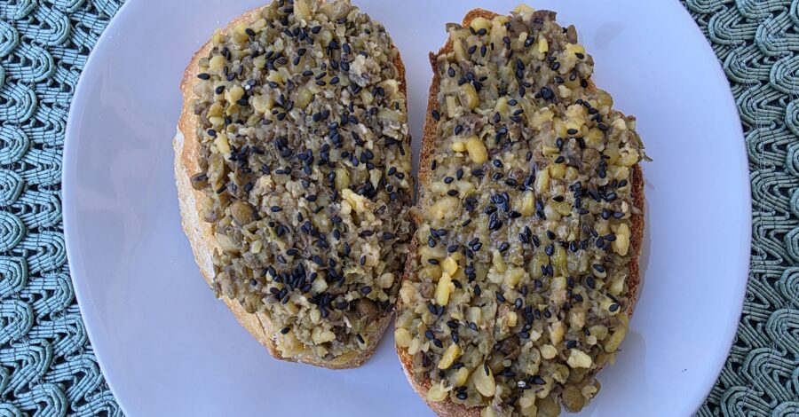 MUNG BEAN MORNING TOAST